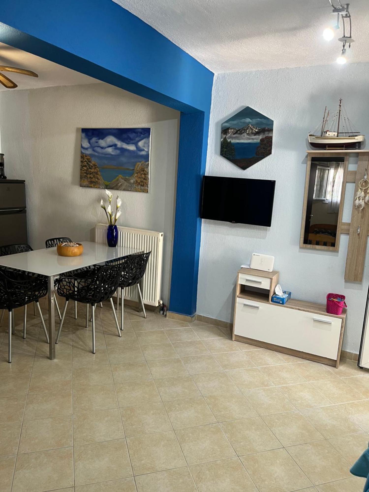 הוילה פוליכרונו Andres House מראה חיצוני תמונה